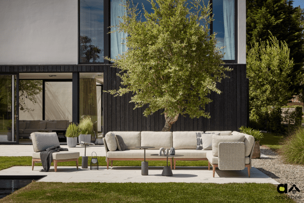 Teakholz Outdoor Loungegruppe Lisa von Apple Bee mit BeeWett Kissen